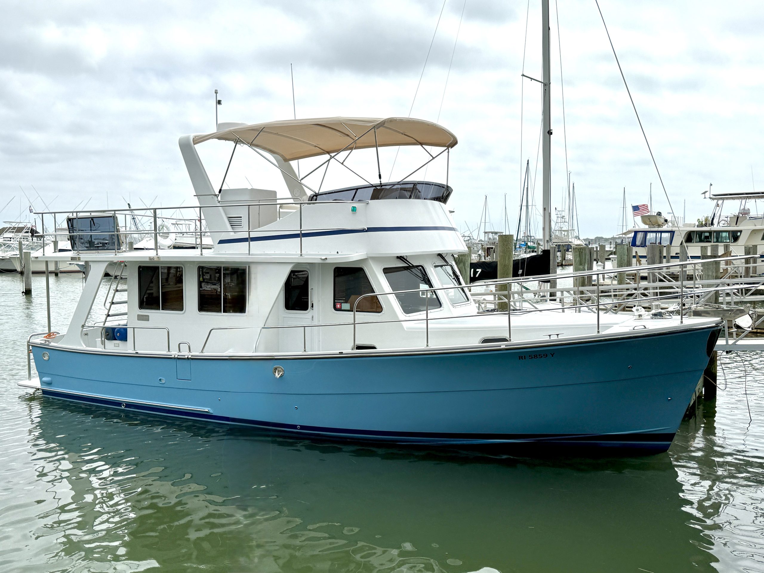2024 Helmsman Trawlers 38 Sedan - Helmsman Trawlers